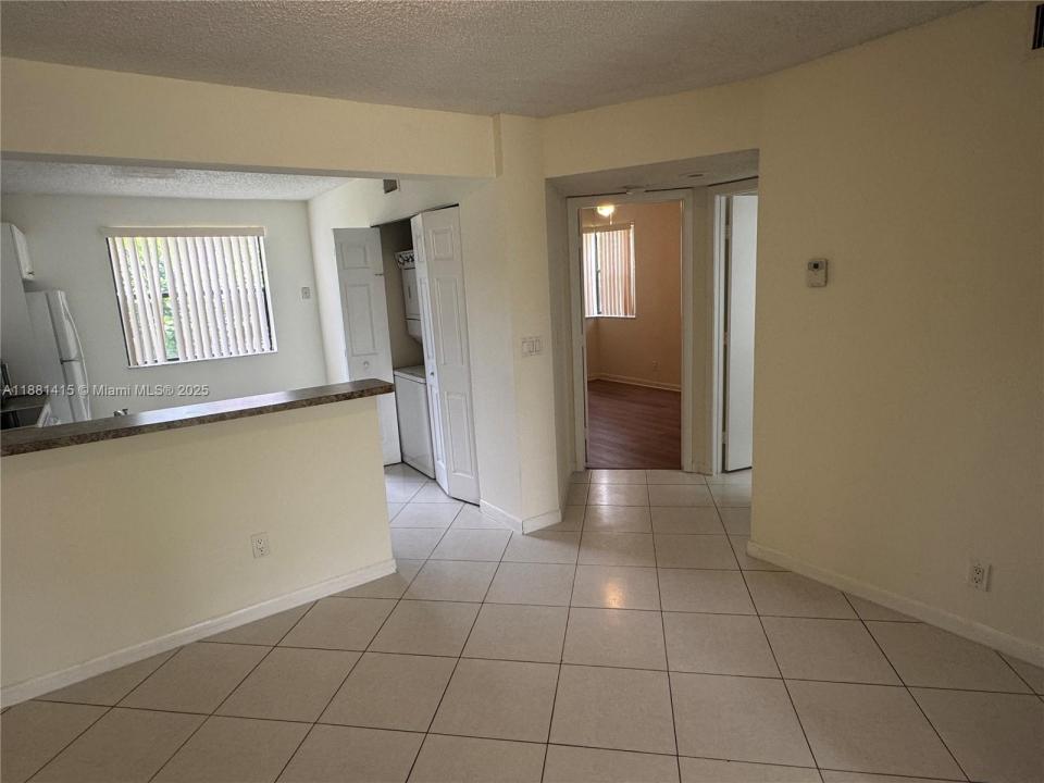 5661 Riverside Dr 101B7, Coral Springs, Флорида 33067, Соединенные Штаты