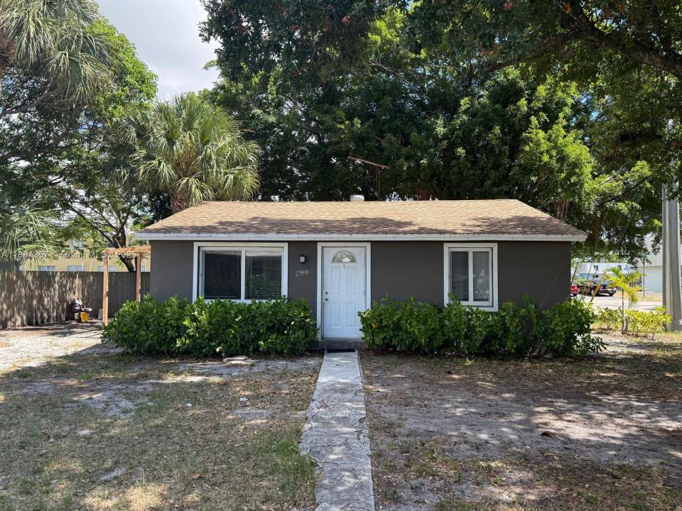 1299 NE 40th Ct, Oakland Park, Flórida 33334, Estados Unidos