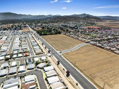 W Stetson Avenue, Hemet, קליפורניה 92543, ארצות הברית של אמריקה