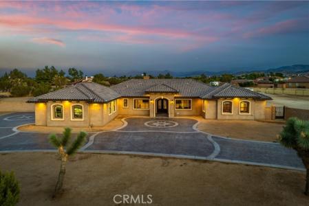 25th St W, Palmdale, California 93551