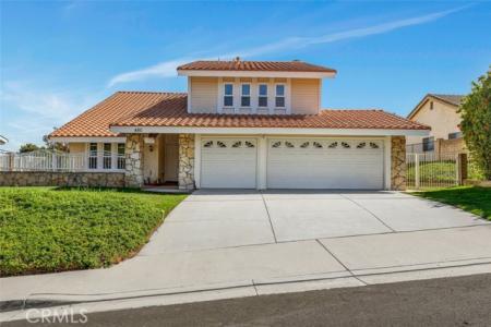 Avenida Faro, Anaheim Hills, カリフォルニア 92807, アメリカ合衆国