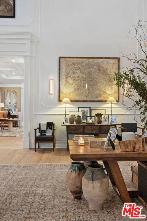 Wallingford Drive, Beverly Hills, California 90210