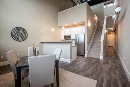 413 CENTRAL Avenue 10-102, Pawtucket, ロードアイランド 02861, アメリカ合衆国