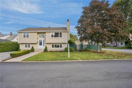 175 Florida Avenue, Cranston, Rhode Island 02920, USA