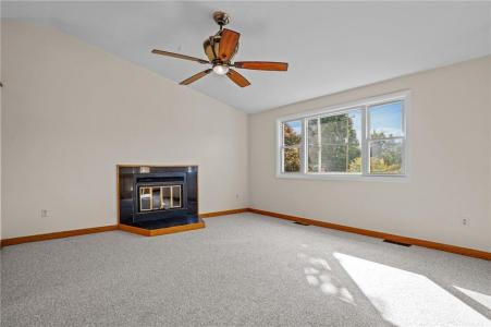 175 Florida Avenue, Cranston, Rhode Island 02920, USA