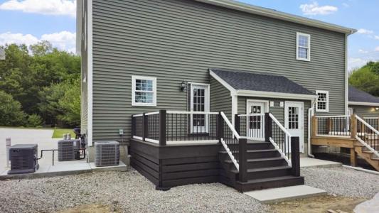 65 Oakland Avenue, Burrillville, Rhode Island 02858, Estados Unidos