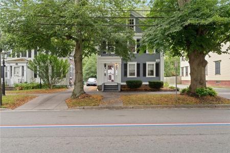 692 Hope Street 2, Bristol, RI 02809, USA