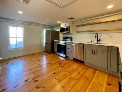 5 John Street 2, Bristol, Rhode Island 02809, USA