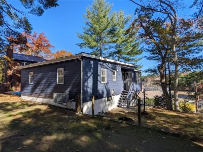 214 Lake Drive, Glocester, Rhode Island 02814, Estados Unidos