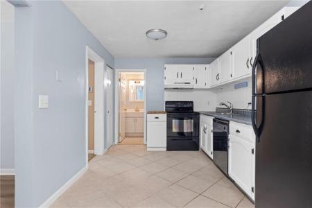 1190 Charles Street 20, North Providence, Rhode Island 02904, USA