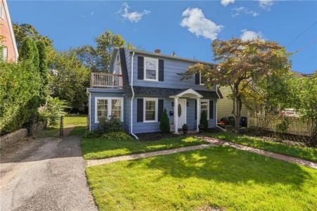 108 Pleasant View Road, Warwick, Rhode Island 02888, USA