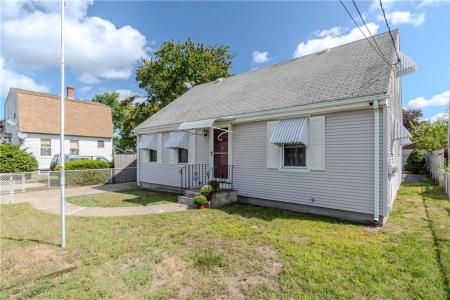 15 Gardner Street, Pawtucket, Rhode Island 02861, USA
