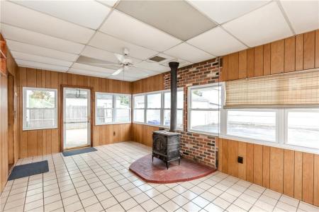 15 Gardner Street, Pawtucket, Rhode Island 02861, USA
