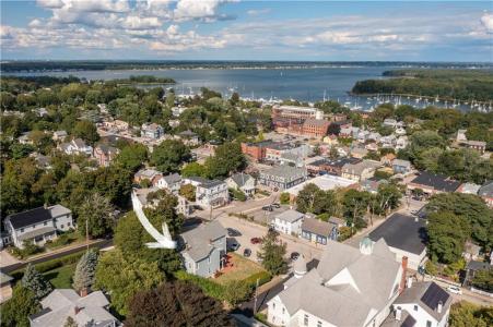 31 Peirce Street 1, East Greenwich, Rhode Island 02818, Amerika Birleşik Devletleri
