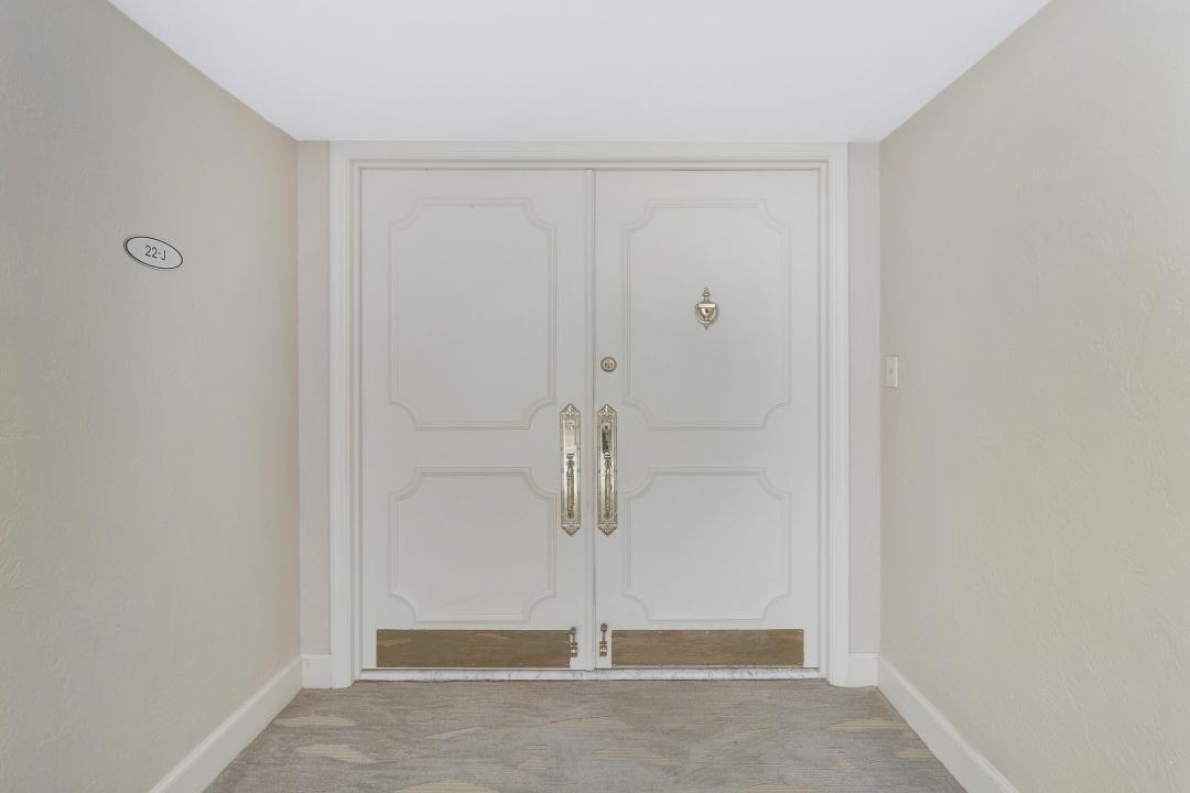 5380 N Ocean Drive 22j, Riviera Beach, Florida 33404