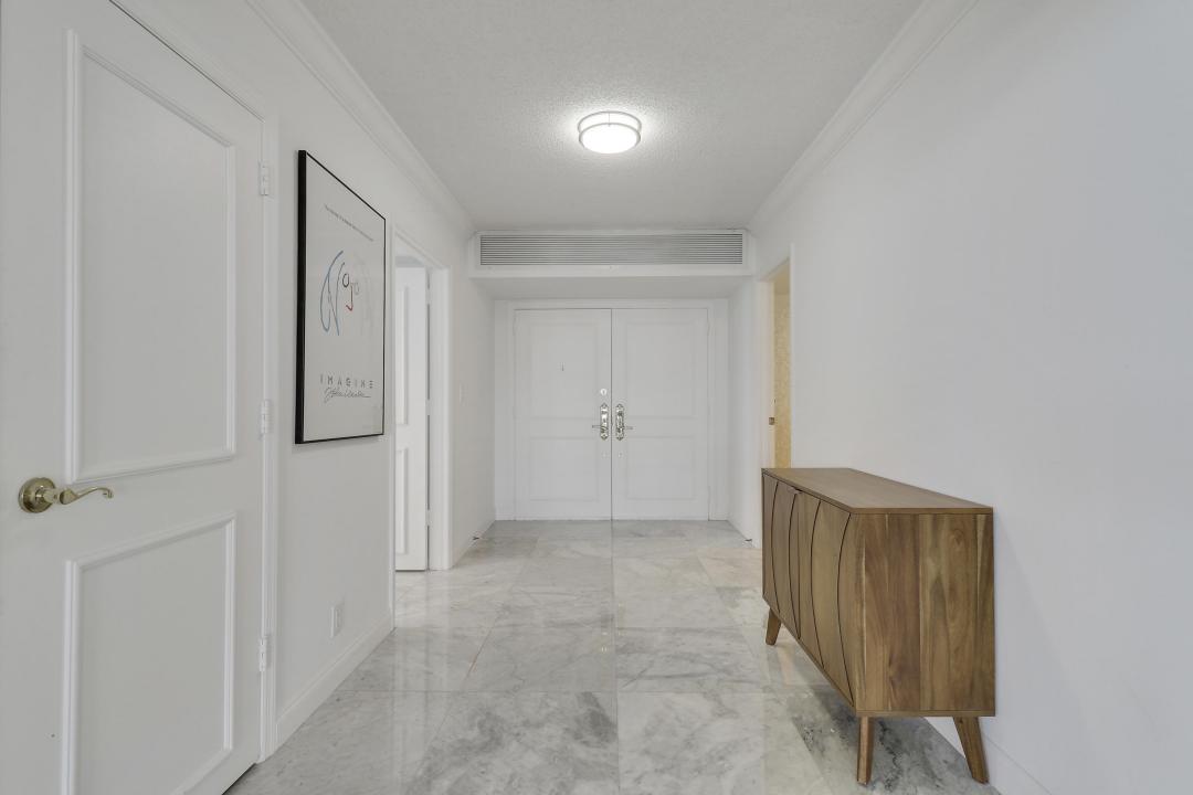 5380 N Ocean Drive 22j, Riviera Beach, Florida 33404
