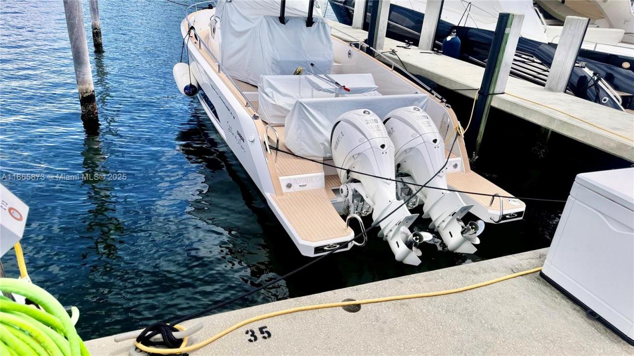 4041 ISLAND ESTATE, Aventura, Florida 33160