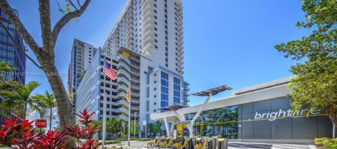 591 Evernia Sreet B2, West Palm Beach, Florida 33401, USA