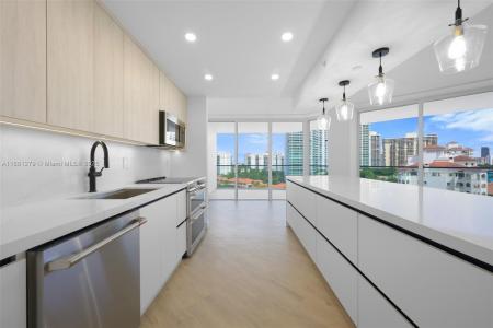 Aventura, Florida 33180, USA