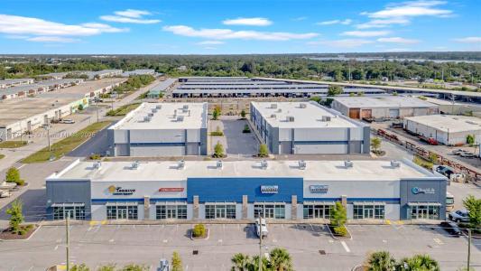 9310 Ulmerton Road 100, Largo, Floride 33771, États-Unis