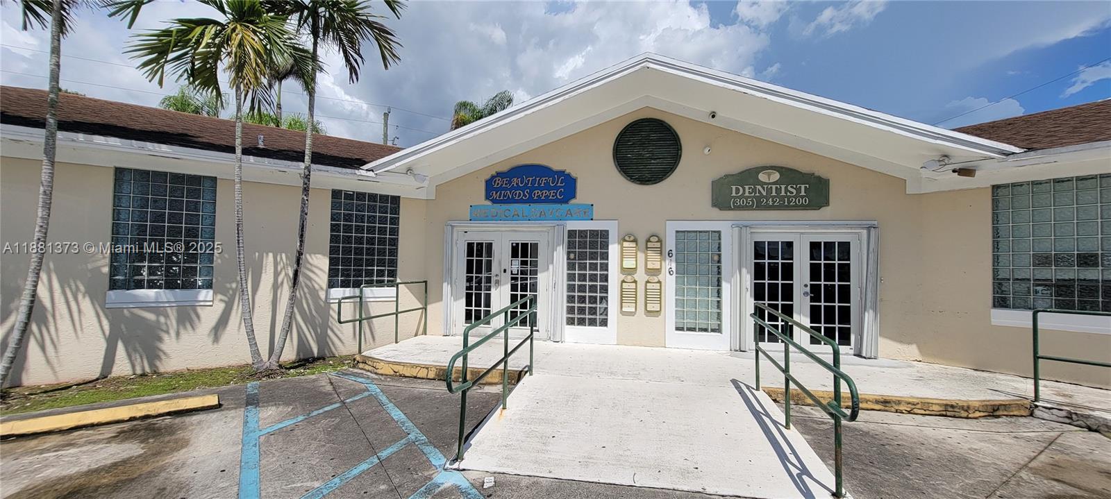 646 W Palm Dr, Florida City, Floride 33034, États-Unis