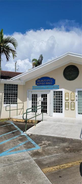 646 W Palm Dr, Florida City, Floride 33034, États-Unis