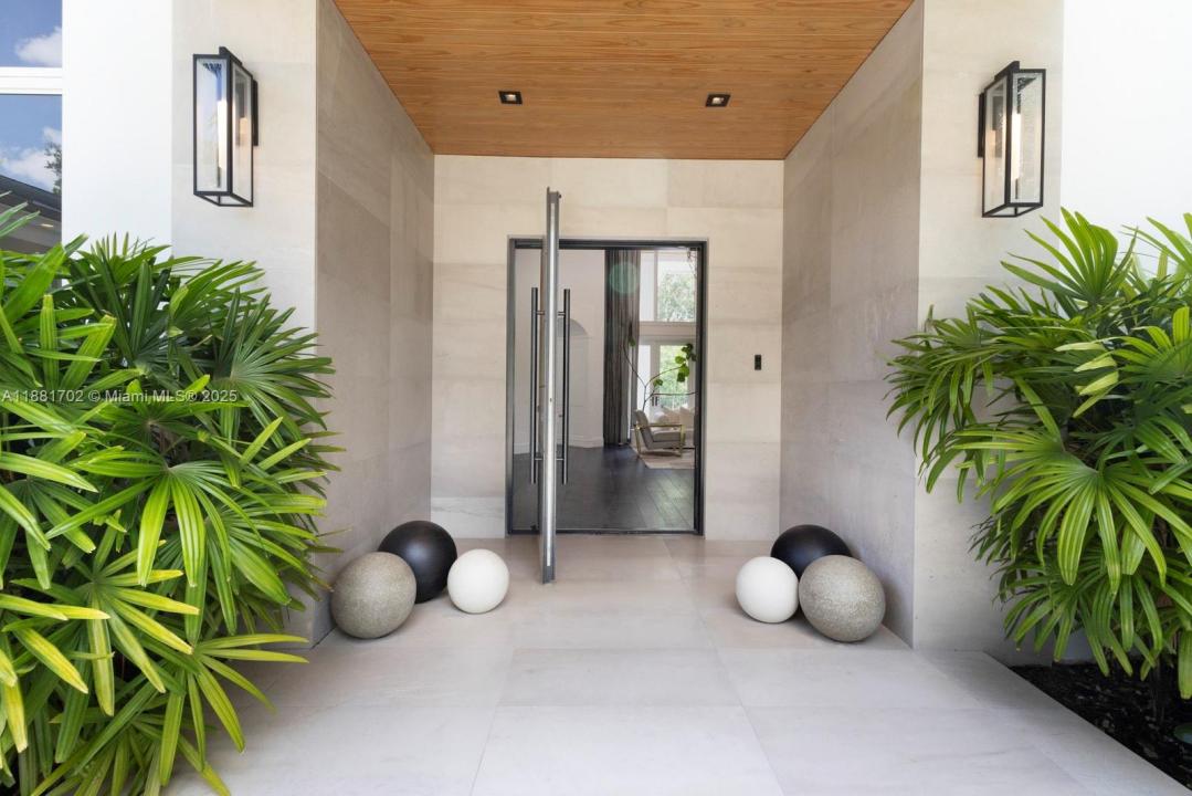 11645 SW 69th Ave, Pinecrest, Florida 33156