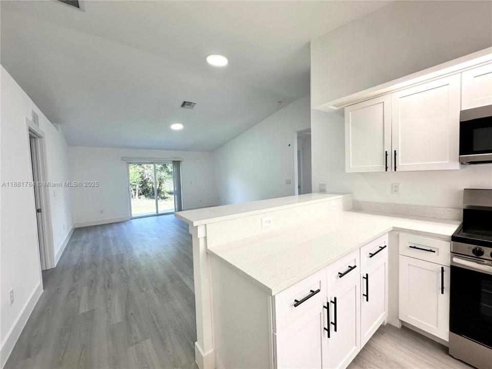 6018 Lacota Ave 6016, Cape Coral, 佛罗里达州 33905, 美国