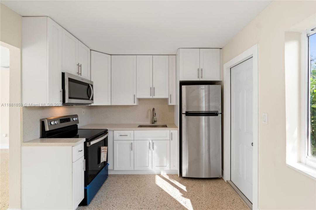 5814 Buchanan St 2, Hollywood, Floride 33021, États-Unis