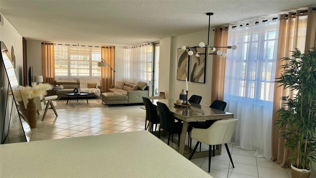 251 174th St 204, Sunny Isles Beach, Floride 33160, États-Unis