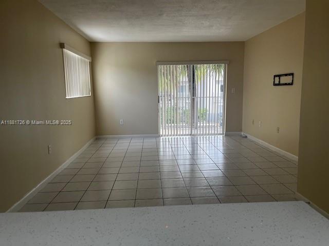 2740 W 76th St 214, Hialeah, 플로리다 33016, 미국