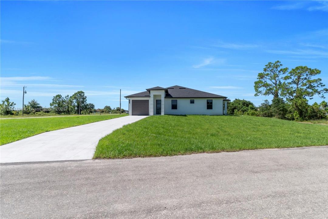 1110-1112 EISENHOWER BLVD, Lehigh Acres, Floride 33974, États-Unis