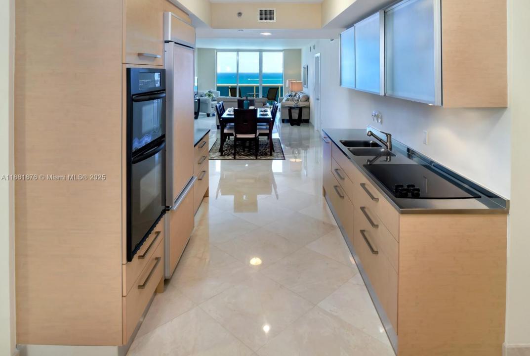 1850 S Ocean Dr 2203, Hallandale Beach, Florida 33009