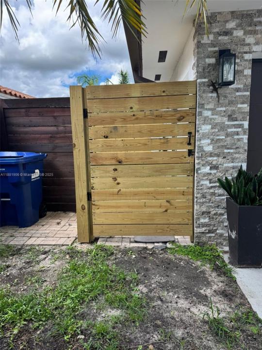 15620 SW 146th Ave 0, Miami, Floryda 33177, USA