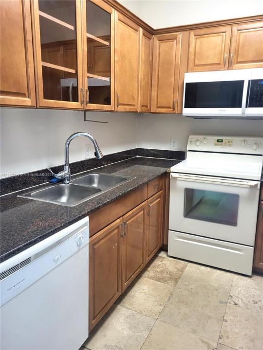 1016 71st St 203, Miami Beach, فلوريدا 33141, الولايات المتحدة