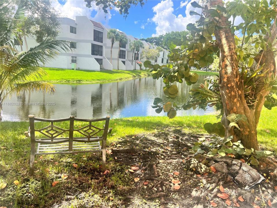 16168 Laurel Dr 101, Weston, فلوريدا 33326, الولايات المتحدة