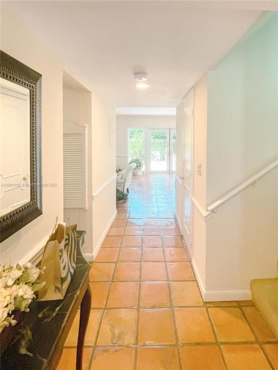 7526 SW 58th Ave 7526, South Miami, Florida 33143