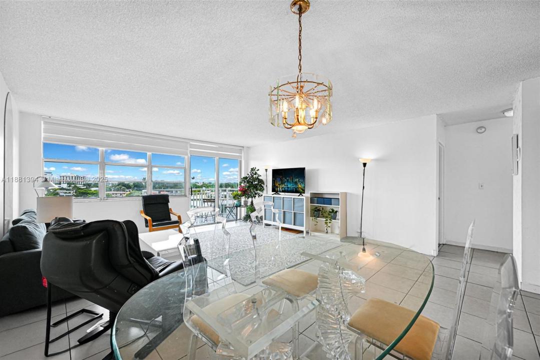 2100 Sans Souci Blvd A509, North Miami, 佛罗里达州 33181, 美国