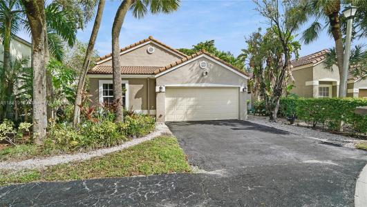 1051 NW 108th Ave, Plantation, Florida 33322, USA