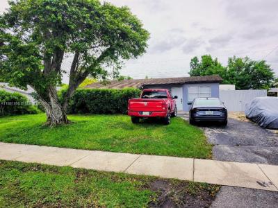 4301 NW 59th Ct, North Lauderdale, Florida 33319, USA