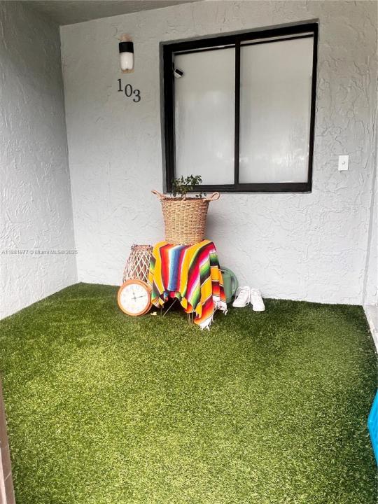 16531 Blatt Blvd 103, Weston, Flórida 33326, Estados Unidos