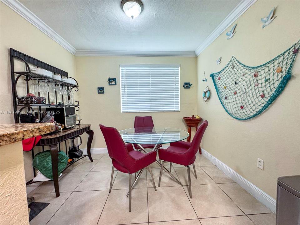 21100 SW 87th Ave 204, Cutler Bay, Florida 33189