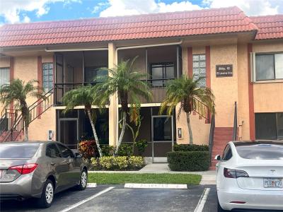 170 Lakeview Dr 103, Weston, Florida 33326, USA