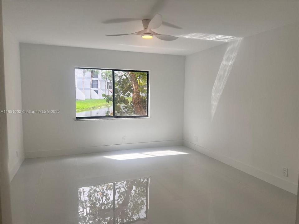 170 Lakeview Dr 103, Weston, فلوريدا 33326, الولايات المتحدة