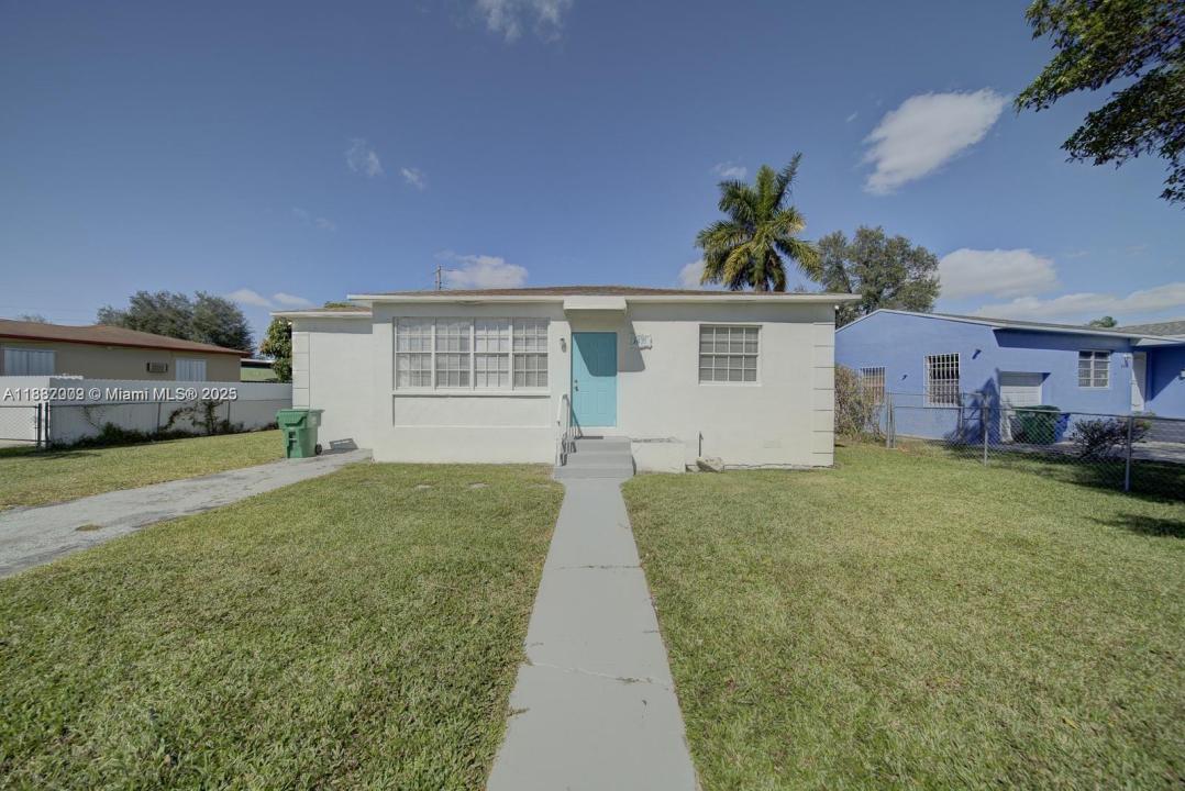 1471 NW 93rd St, Miami, フロリダ 33147, アメリカ合衆国