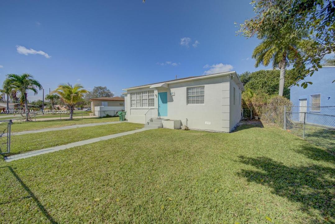 1471 NW 93rd St, Miami, フロリダ 33147, アメリカ合衆国