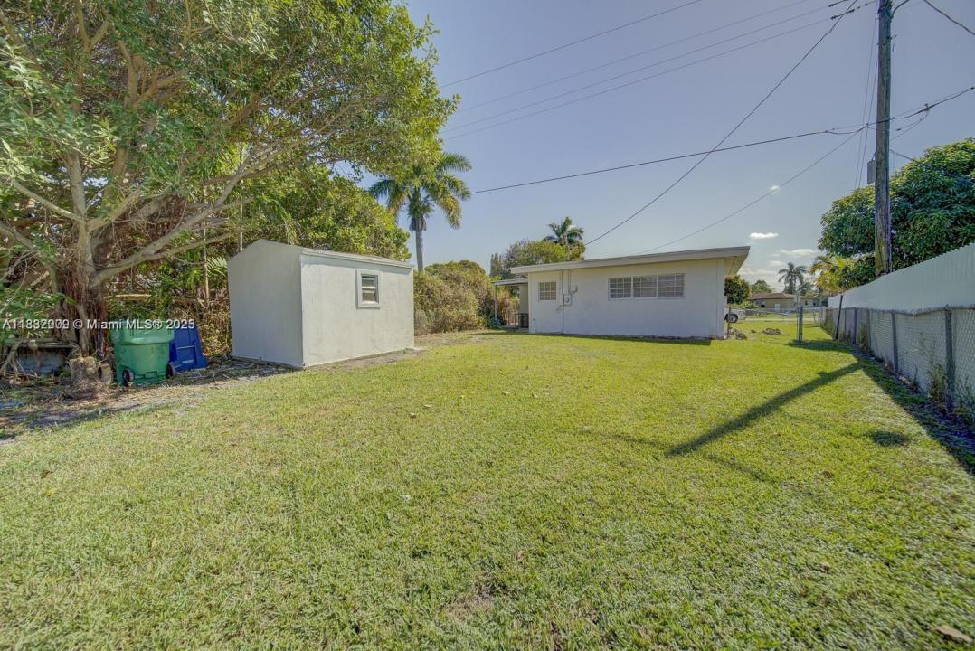 1471 NW 93rd St, Miami, フロリダ 33147, アメリカ合衆国