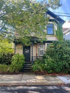 21 Dean Avenue 2, Newport, RI 02840, USA