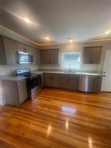 1809 Cranston Street 2, Cranston, ロードアイランド 02920, アメリカ合衆国