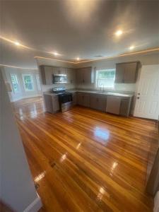 1809 Cranston Street 2, Cranston, ロードアイランド 02920, アメリカ合衆国